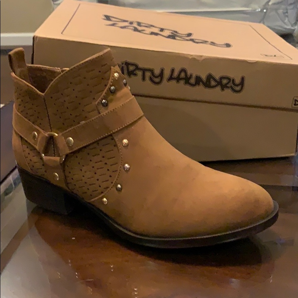 Dirty laundry ankle booties